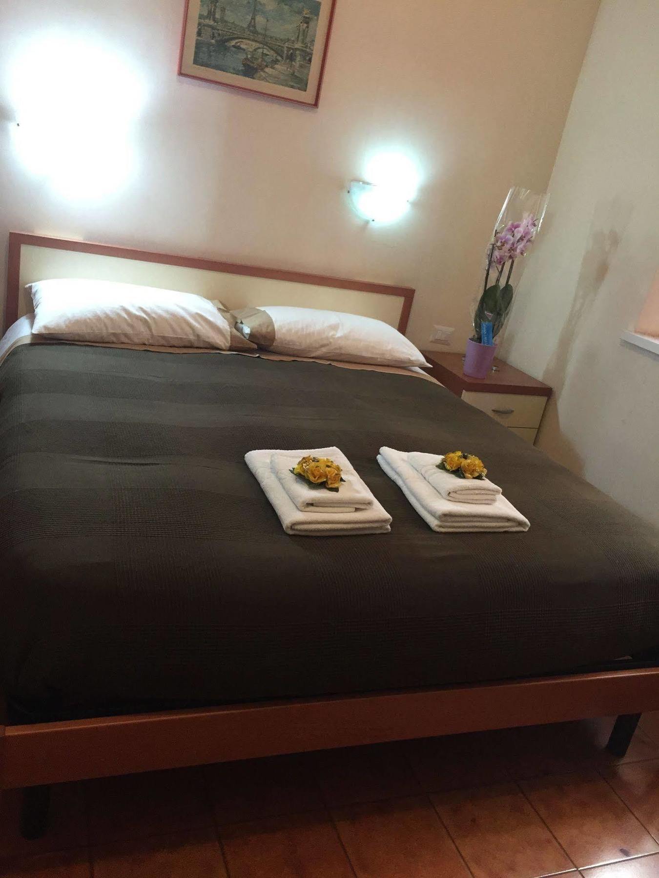 Bed and Breakfast Marcelina Rzym Zewnętrze zdjęcie